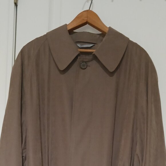 Stafford Taupe/Stone colored Men's Trench Coat, Size 42 Regular - Picture 4 of 15